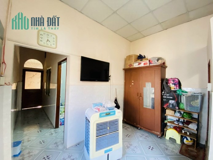 Ngộp giảm từ 14 tỷ xuống 11 tỷ nhà mặt tiền kinh doanh Đỉnh Âu Cơ 105 m2 chỉ 100tr/m2