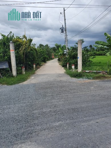 Bán gấp 194m2 đất full thổ cư tại Tân Trụ - Long An, SHR, 780tr. Lh:0908336357.