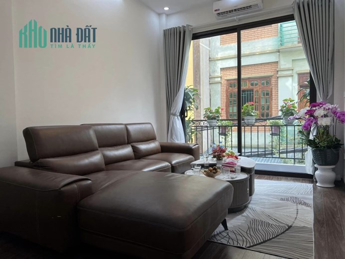 BÁN NHÀ 5 TẦNG THANG MÁY VƯƠNG THỪA VŨ, Ô TÔ ĐỖ CỬA, KINH DOANH ĐỈNH DT 52M GIÁ 10 TỶ.