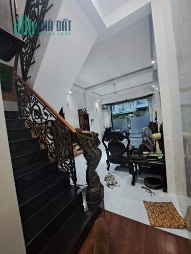 CẦN BÁN GẤP NHÀ MẶT TIỀN ĐƯỜNG SỐ - XE HƠI NGỦ TRONG NHÀ - KHU VỰC KINH DOANH ĐA NGHÀNH NGHỀ
