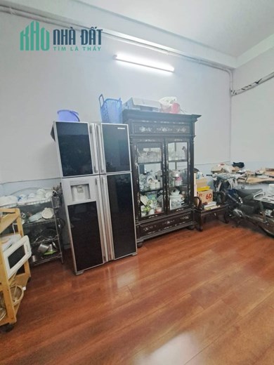 CẦN BÁN GẤP NHÀ MẶT TIỀN ĐƯỜNG SỐ - XE HƠI NGỦ TRONG NHÀ - KHU VỰC KINH DOANH ĐA NGHÀNH NGHỀ