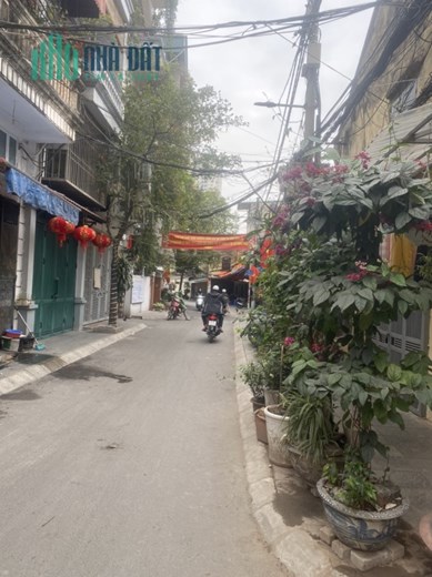 Cho thuê nhà tập thể tầng 1 Số 6 nhà H3, Ngõ 33, Nguyễn An Ninh, Hoàng Mai.