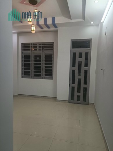Giảm sốc 600tr, nhà Nguyễn Hồng Đào, HXH 5m, ngang 4.4, 3tầng BTCT, 44m2, chỉ 4tỷ9. LH 0931878533.