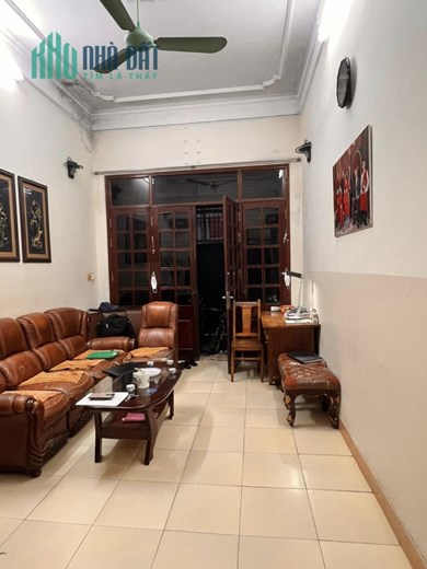 BÁN NHÀ PHỐ CHÙA BỘC ,70M2 - 5 TẦNG - GIÁ 11 TỶ 950 TRIỆU