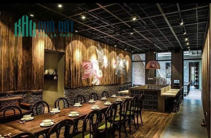 Bán nhà phố, mặt tiền Phố Hàng Điếu, Quận Hoàn Kiếm DT 211m*3T MT 5.4m giá 112 tỷ Hà Nội