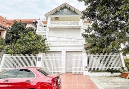 Biệt thự Mê Linh cực rộng 290m mặt đường 25m GIÁ 9.9 tỉ cực đẹp ngay gần Cầu Rào