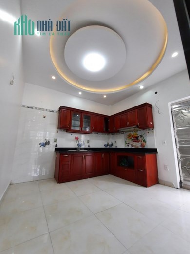 Vị trí lô góc ngõ thông kinh doanh cực đẹp 61m x 3 tầng GIÁ 3.2 tỉ phố Kiều Sơn - Văn Cao
