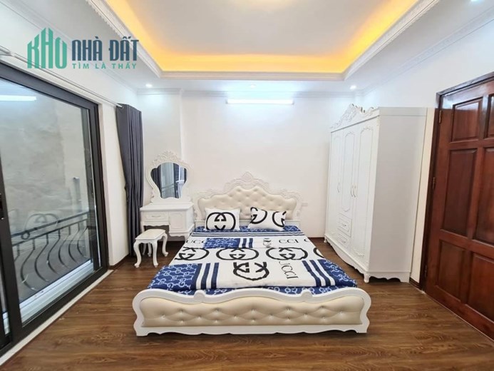 BÁN NHÀ ĐỊNH CÔNG THƯỢNG, NHÀ MỚI, 35M2 5T MT4.3M, GIÁ 3.8 TỶ