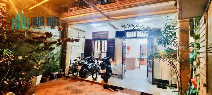 Bán Nhà siêu rẻ Lò Đúc, 80m2, 5T, nhỉnh 5 tỷ, siêu thoáng, 0814995566.