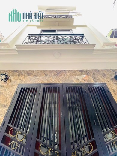 Bán Gấp Nhà Số 9A,ngách 57, Ngõ 10 Láng Hạ,Ba Đình 35mx5Tầng, Lh Chính Chủ 0965689958.