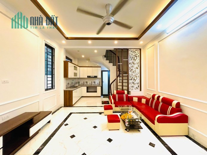 Chính chủ cần bán nhà 9A, ngách 57, ngõ 10 Láng Hạ, xây mới, ngõ 3m, giá bán 4,55 tỷ TL trực tiếp