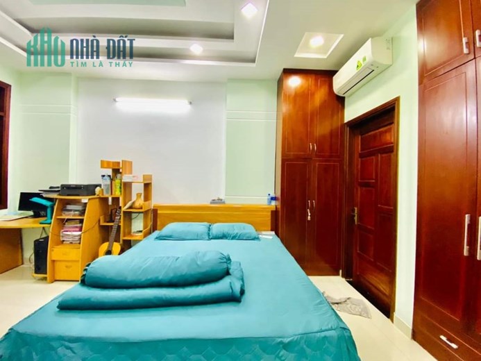 NGộp Bán Nhà Bành Văn Trân 50m2 - 5 tầm Đẹp - Hẻm 1 trục