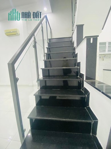 NHÀ 2 TẦNG MỚI, 42M2, LŨY BÁN BÍCH, HXH, SÁT MẶT TIỀN.2PN, 3WC, CHỈ 95TR.M2