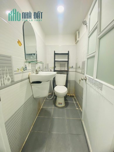 NHÀ 2 TẦNG MỚI, 42M2, LŨY BÁN BÍCH, HXH, SÁT MẶT TIỀN.2PN, 3WC, CHỈ 95TR.M2