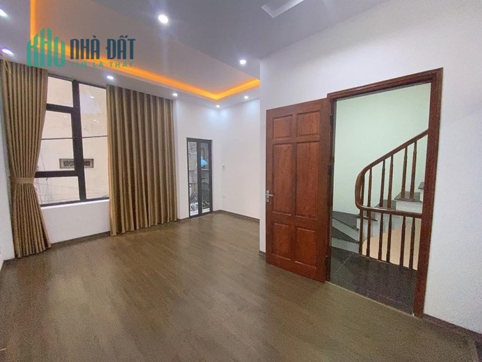 Bán nhà đường Trần Phú, Văn Quán, Hà Đông DT 40m2x5T, giá 3 tỷ 850.