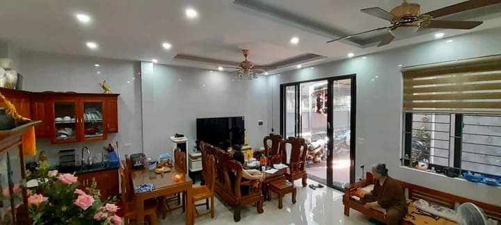 Nhà phố Hồng Tiến