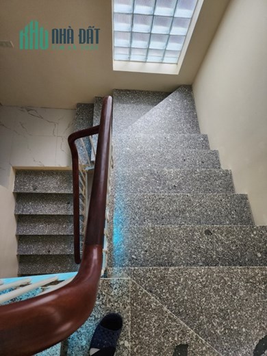Bán nhà Cầu Giấy 7 tầng thang máy, gần ôtô, 47m2, Kinh doanh dòng tiền, giá 7tỷ hơn