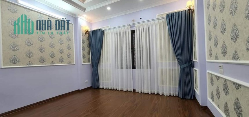Bán nhà mặt phố Hồng Tiến 40mx6T Thang máy mt5.2m không gầm cầu