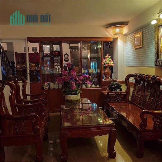 Bán nhà 3 tầng mặt tiền Phan Văn Trị đẹp như mơ, nội thất toàn gỗ Kiền đẹp long lanh
