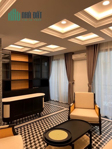 Nhà phân lô, sổ đẹp, ngõ thông, gần phố 70X6 tầng, thang máy Vĩnh Phúc Ba Đình, 22.5 tỷ.