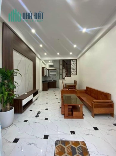 Bán nhà 4 tầng 32m phường Phú Lương, chỉ việc xách vali về ở. Gần trung tâm UB phường