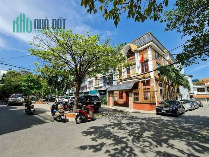 Khu Biệt thự cao cấp Nguyễn Oanh, P 17, Gò Vấp – 134m2, 4 tầng, 23.9 tỷ