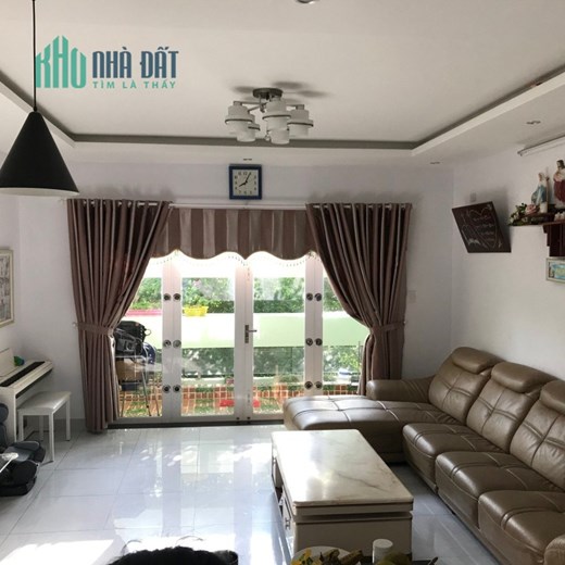 Nhà 4 tầng mặt tiền Phạm Cự Lượng kinh doanh tốt