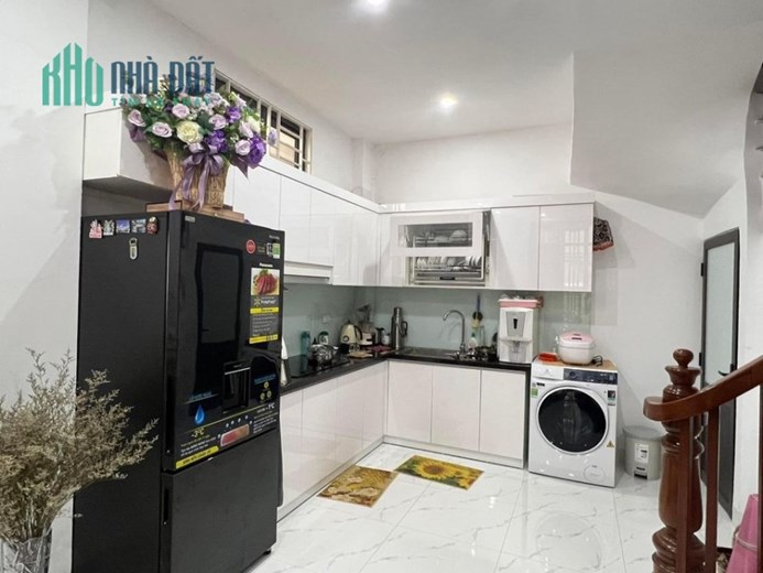 BÁN NHÀ THỤY KHUÊ-40m-5TẦNG-GẦN HỒ-GẦN CHU VĂN AN-GIÁ 5TỶ