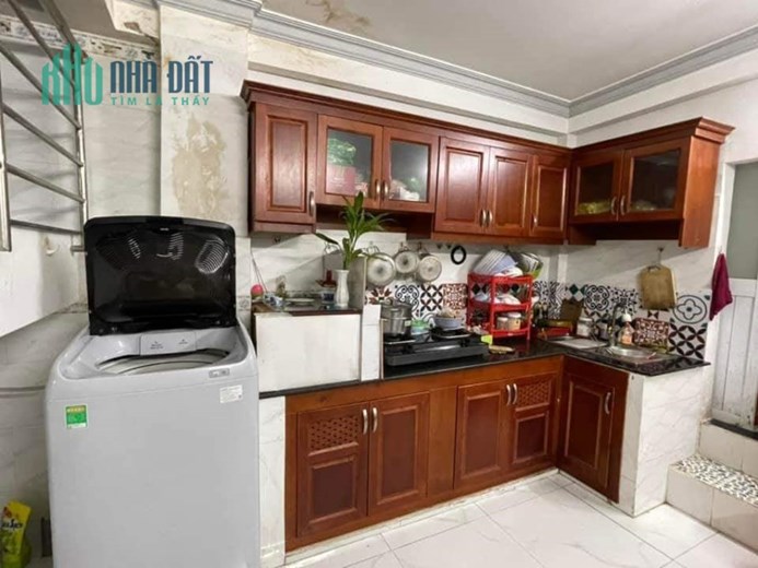 bán nhà hxh khu kiều đàm 40m2 3 tầng 5pn 5wc chính chủ