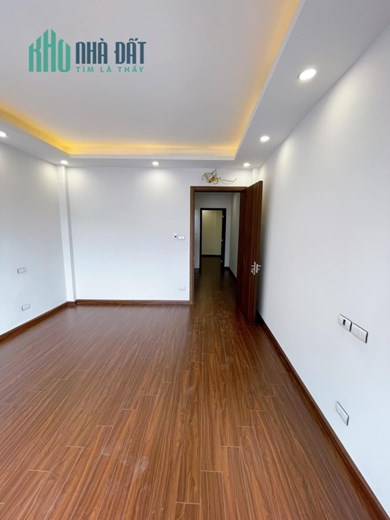 NHÀ MỚI TINH Ở NGAY- Ô TÔ ĐỖ CỬA- KHU DÂN TRÍ CAO- SẦM UẤT
