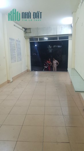 Bán nhà mặt phố Văn Chương kinh doanh sầm uất vỉa hè rộng trước nhà 2 ô tô tránh 57m giá 8 tỷ.