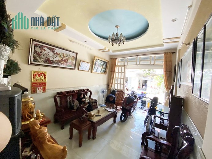 MẶT TIỀN HẺM 8M - Ô TÔ TRÁNH THÔNG - LÂM THỊ HỐ GẦN BỆNH VIỆN Q12 - 3 TẦNG BTCT, 4 PN. HƠN 5 TỶ.