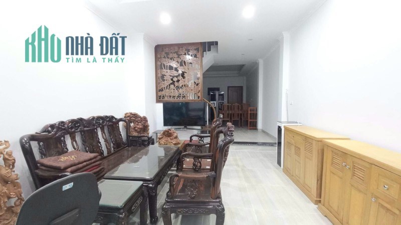 Bán nhà Tô Vĩnh Diện _ nhà nước_ rộng thoáng_ DT: 45m2 giá 3.5 tỷ.