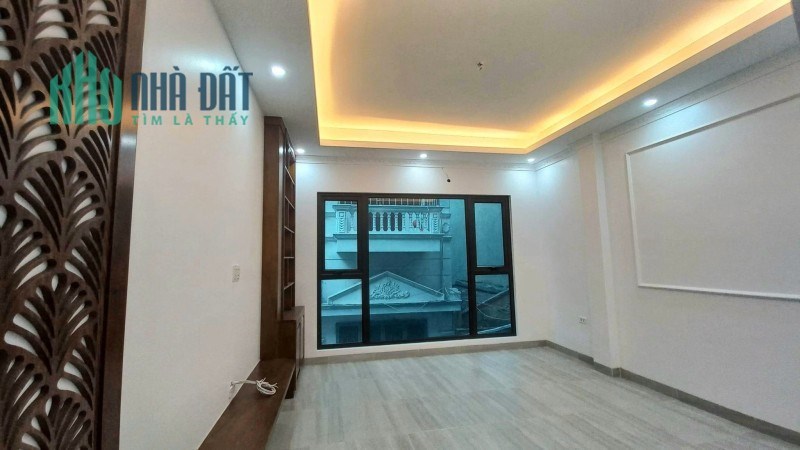 Bán nhà Tô Vĩnh Diện _ nhà nước_ rộng thoáng_ DT: 45m2 giá 3.5 tỷ.