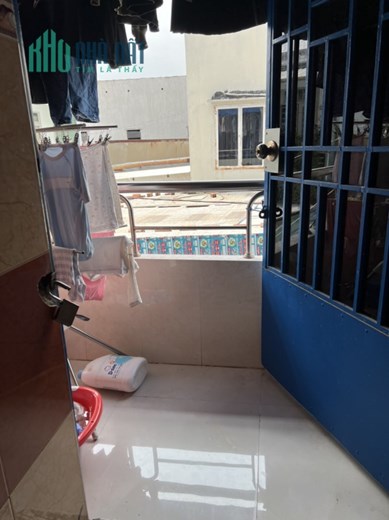 CẦN BÁN GẤP NHÀ 2 TANG Ngộp bank khu kiều đàm