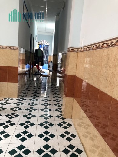 CẦN BÁN GẤP NHÀ 2 TANG Ngộp bank khu kiều đàm