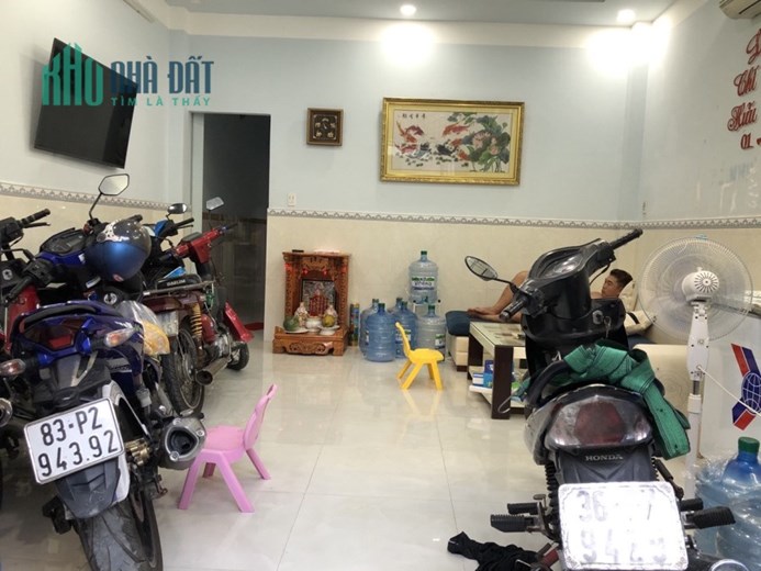 CẦN BÁN GẤP NHÀ 2 TANG Ngộp bank khu kiều đàm