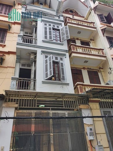 Phân Lô Nguyễn Khánh Toàn 50m- Trước nhà 2 ô tô tránh- Giá hơn 7 tỷ- Chủ cực mót bán