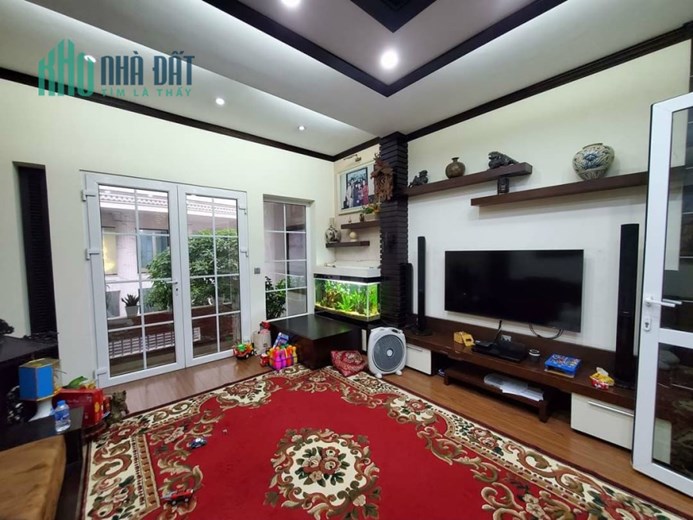 Nhà mặt phố Đê La Thành kinh doanh đỉnh, DT 35m2, MT 7m. 0338080356