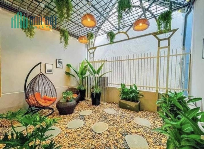 Bán nhà Lạc Long Quân 43m 3.8 tỷ- Cách ô tô tránh 20m