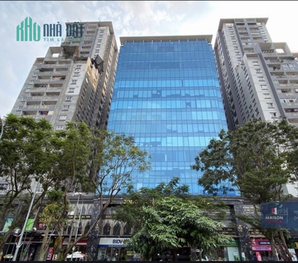 Bán Nhà ngõ 165 Thái Hà, 40m * 4 tầng, tổng 5 ngủ, ngõ thông, ô tô tránh, nhà đẹp ở ngay.