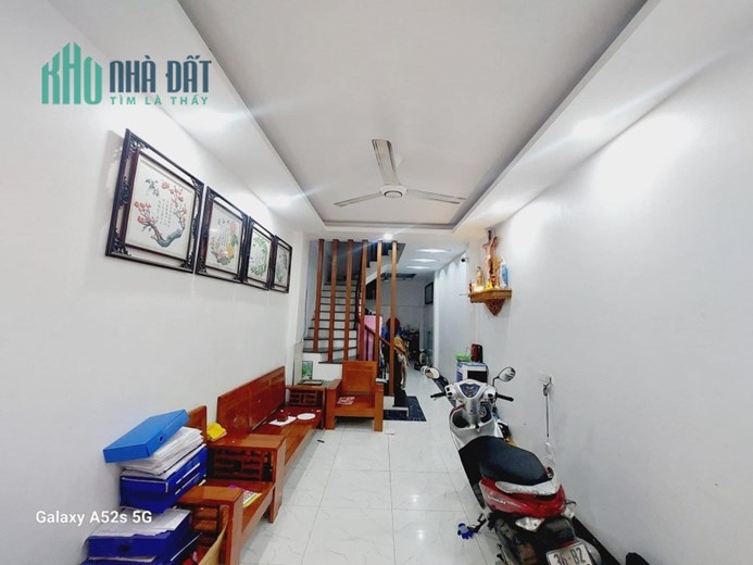 Nhà Tả Thanh Oai 2,7 tỷ - Nhà Đẹp 36m2x4 Tầng Ở Luôn - Sát Phố