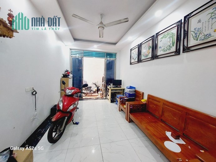 Nhà Tả Thanh Oai 2,7 tỷ - Nhà Đẹp 36m2x4 Tầng Ở Luôn - Sát Phố
