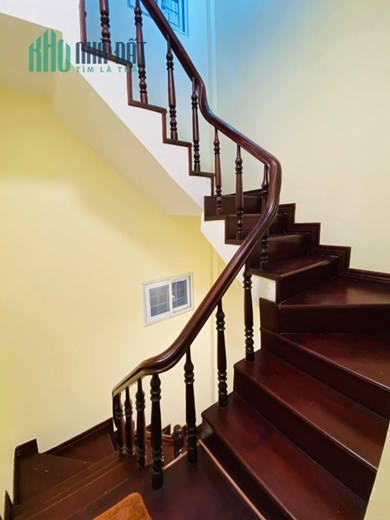 Bán nhà Hồ Đắc Di, Đống Đa lô góc, nhà đẹp full nội thất, ở ngay giá 5,6 tỷ.