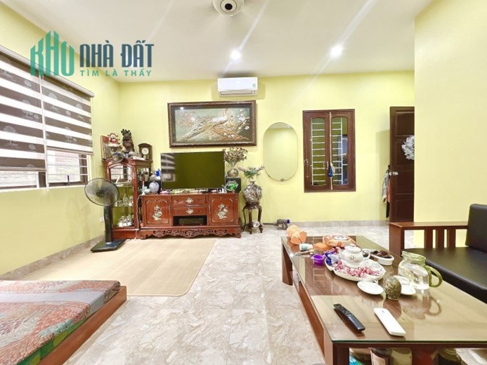 NHÀ ĐẸP Ở LUÔN THÁI HÀ 35M2 - FULL NỘI THẤT - NGÕ THÔNG, 5 TỶ LH 0966037496