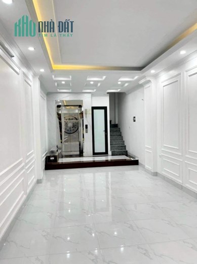 SIÊU VIP TT CẦU GIẤY 43m x 6t, NGÕ THÔNG, Ô TÔ, THANG MÁY, THÔNG SÀN, KINH DOANH.