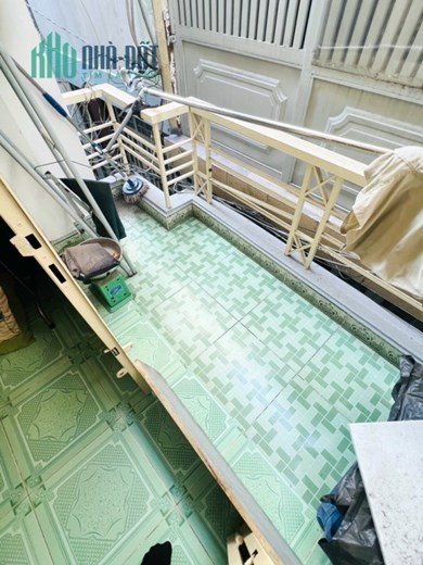 Nhà 2 tầng nở hậu đường Tạ Quang Bửu P3Q8. Giá 2,38 tỷ TL