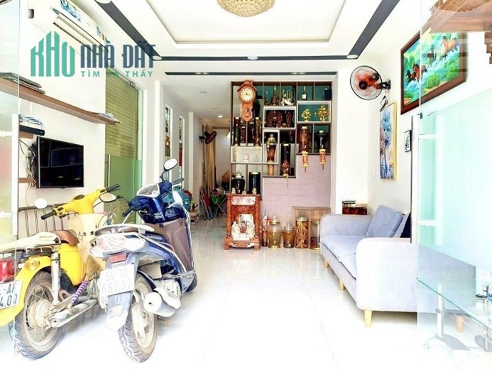 Bán gấp nhà đẹp HXH,Trường Chinh Tân Bình,48m2 hơn 5 tỷ