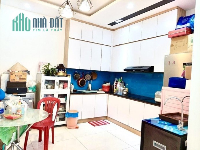 Bán gấp nhà đẹp HXH,Trường Chinh Tân Bình,48m2 hơn 5 tỷ