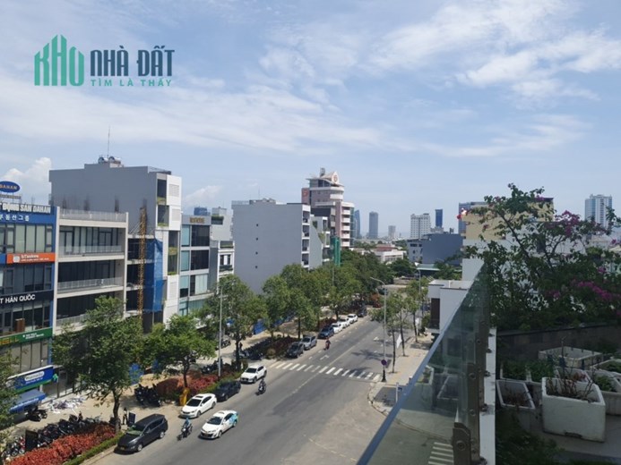 Cần bán căn PENTHOUSES MONARCHUY đường Trần Hưng Đạo. Q Sơn Trà. Thiết kế DUPLEX đẳng cấp